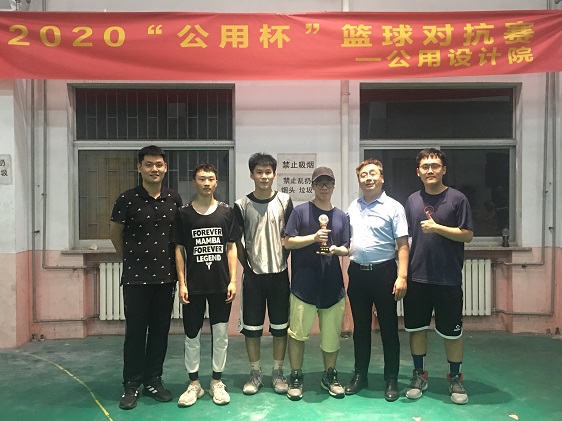 季軍.jpg 季軍.jpg